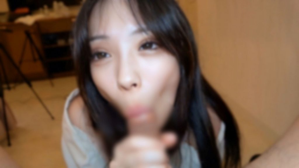 FC2-PPV-4676584 역시 그녀의 슬픈 표정이 나를 더욱 설레게해 3번 사정